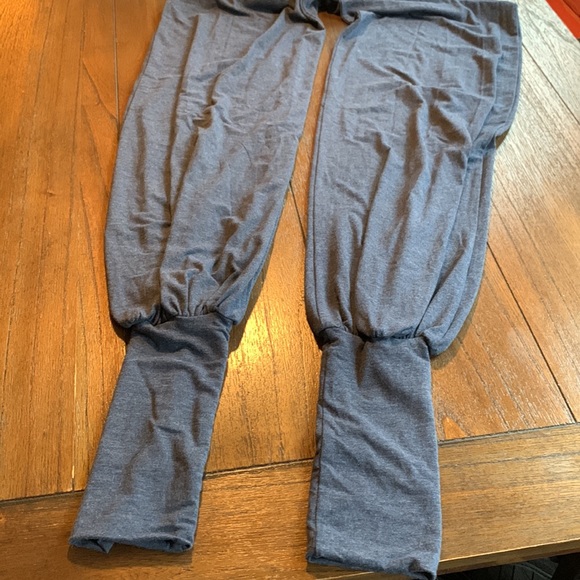 ARIA LATTNER JUMPSUIT - Picture 10 of 13